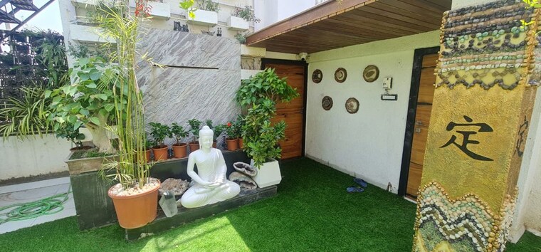 Garden, nipania 4 Bedroom 2400 Sq.Ft. Independent House In Nipania Indore 10593890