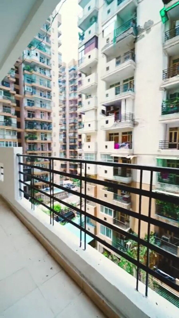 Balcony, bulland-heights 2 Bedroom 1260 Sq.Ft. Apartment In Sain Vihar Ghaziabad 10593855