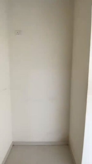 Room in 2 BHK Apartment at Acme Ozone, Manpada – for Rent