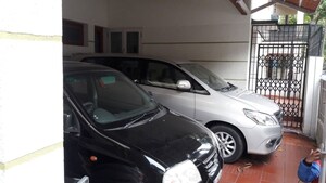 Parking in 5 BHK Independent House at Whitefield – for Rent