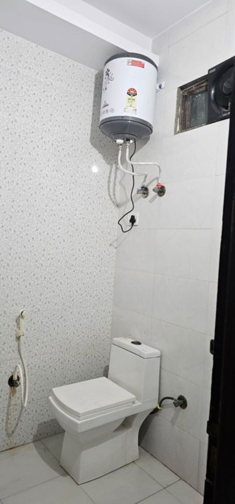Bathroom, defence-enclave-noida 1 Bedroom 750 Sq.Ft. Builder Floor In Sector 44 Noida 10593912