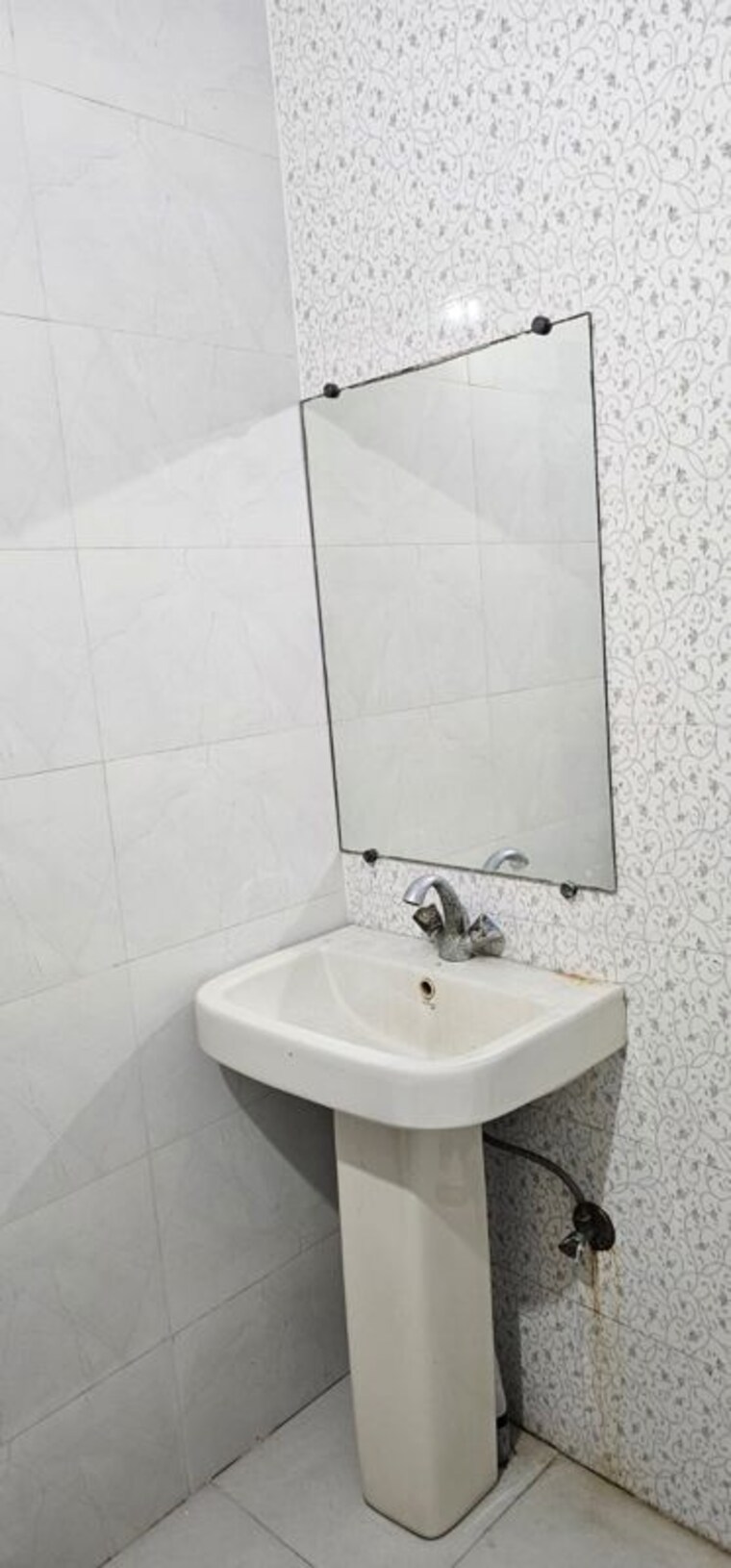 Bathroom, defence-enclave-noida 1 Bedroom 750 Sq.Ft. Builder Floor In Sector 44 Noida 10593912
