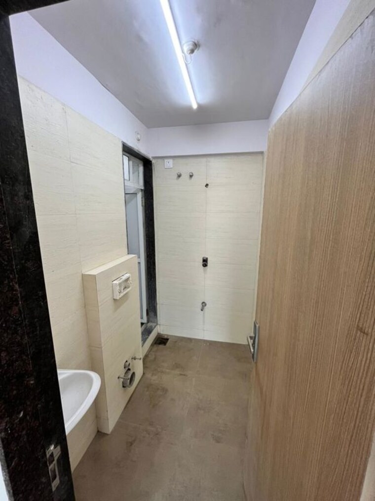 Bathroom, newlook-bhavya-elite 2 Bedroom 476 Sq.Ft. Apartment In Wadala Mumbai 10593940