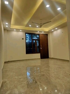 3 BHK Builder Floor For Rent in Chattarpur