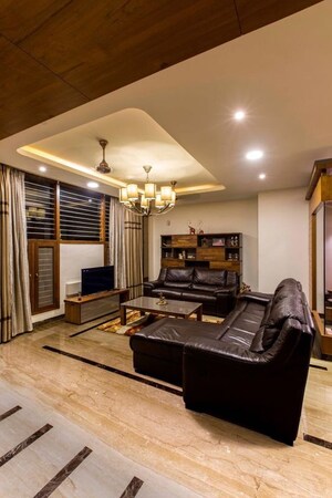 Bedroom in 5 BHK Independent House at Wheeler Road – for Rent