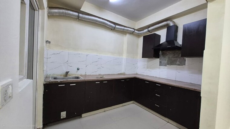 Kitchen, emenox-la-solara 3 Bedroom 1365 Sq.Ft. Apartment In Sector 16 Greater Noida Greater Noida 10593969