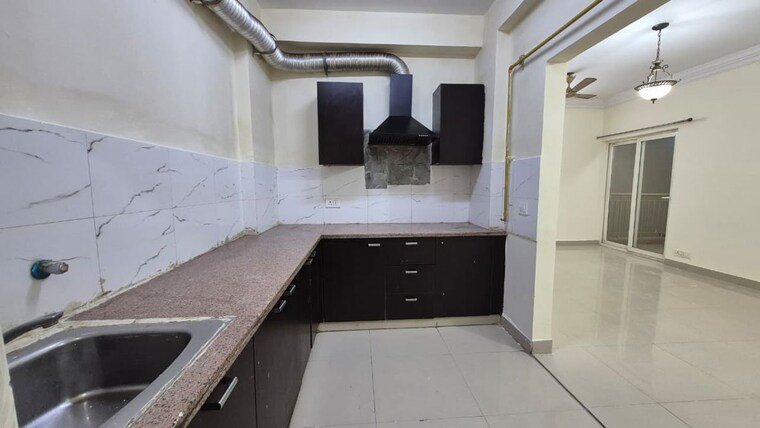 Kitchen, emenox-la-solara 3 Bedroom 1365 Sq.Ft. Apartment In Sector 16 Greater Noida Greater Noida 10593969