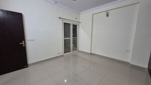 Room in 3 BHK Apartment at Emenox La Solara, Sector 16 Greater Noida – for Sale