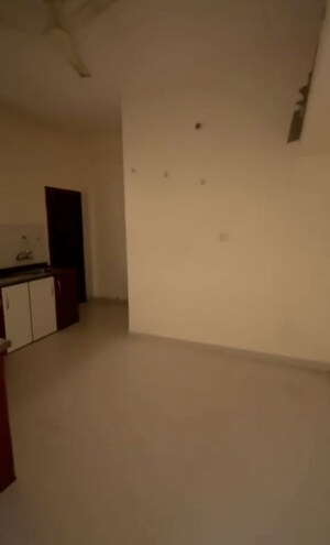 Room in 4 BHK Independent House at Nipania – for Rent
