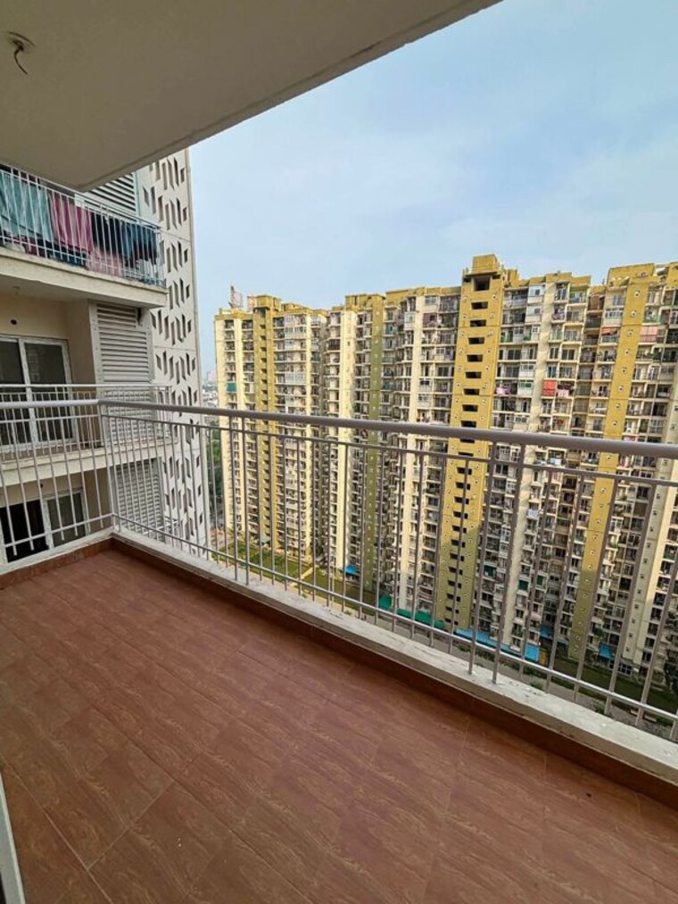Exterior View, trident-embassy-reso 3 Bedroom 1375 Sq.Ft. Apartment In Sector 1 Greater Noida Greater Noida 10593985
