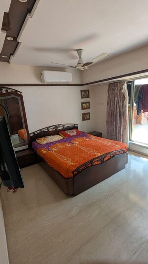 Bedroom in 2 BHK Apartment at Sugee Sea Krest, Worli – for Rent