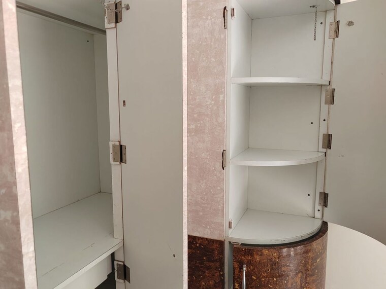 Bathroom, gk-rose-icon 2 Bedroom 900 Sq.Ft. Apartment In Pimple Saudagar Pune 10593966