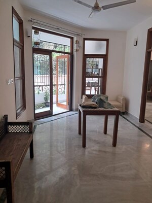 Room in 3 BHK Apartment at Regency Place, Richmond Road – for Rent