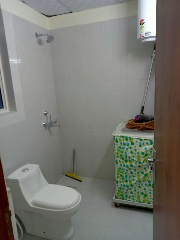 Bathroom, signature-global-prime 2 Bedroom 800 Sq.Ft. Apartment In Sector 63a Gurgaon 10594024