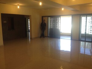 Room in 3 BHK Apartment at Moroccan Cooperative Housing Society, Goregaon East – for Sale