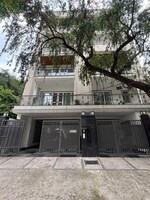 3 BHK + Servant Room 2400 Sq.Ft. Builder Floor in Saket