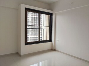Room in 3 BHK Apartment at Kohinoor Courtyard One, Wakad – for Sale