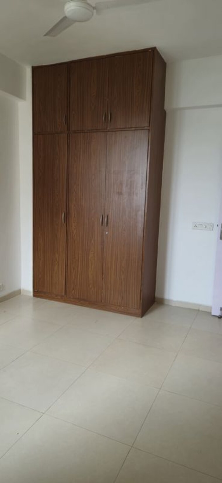 Room, vatika-gurgaon-21 3.5 Bedroom 1980 Sq.Ft. Apartment In Sector 83 Gurgaon 10594064