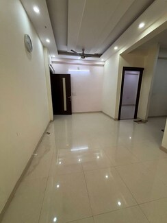 2 BHK Builder Floor For Rent in Sector 38