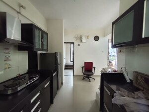 Kitchen in 1.5 BHK Apartment at Atul Alcove, Pimple Saudagar – for Sale