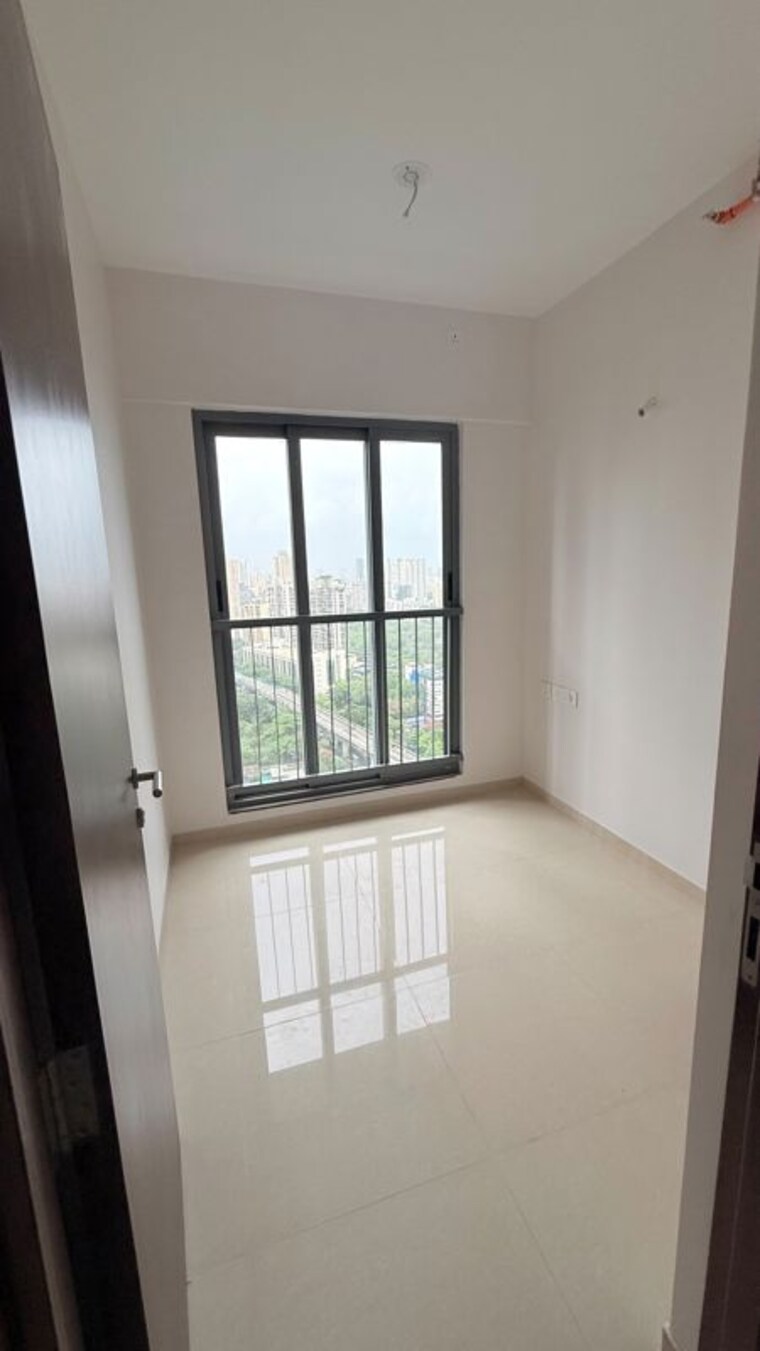 Room, kalpataru-elitus 1.5 Bedroom 600 Sq.Ft. Apartment In Mulund West Mumbai 10594083