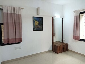 Room in 2 BHK Apartment at Jyoti Sukriti, Goregaon East – for Sale