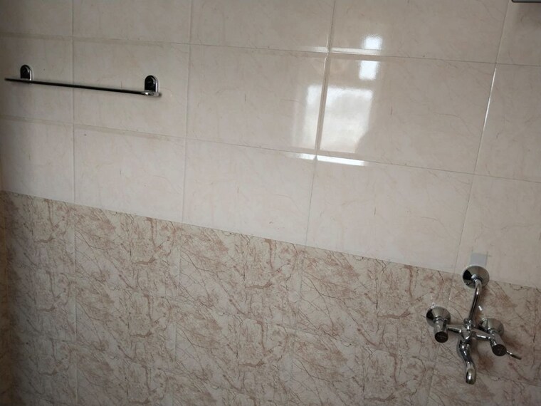 Bathroom, ansal-larchwood-villa 3 Bedroom 1650 Sq.Ft. Apartment In Sushant Golf City Lucknow 10594102
