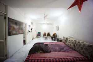 3 BHK Apartment For Sale in Navrangpura