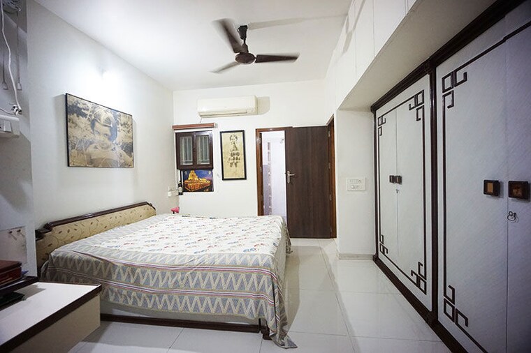 Bedroom, navrangpura 3 Bedroom 238 Sq.Yd. Apartment In Navrangpura Ahmedabad 10594108