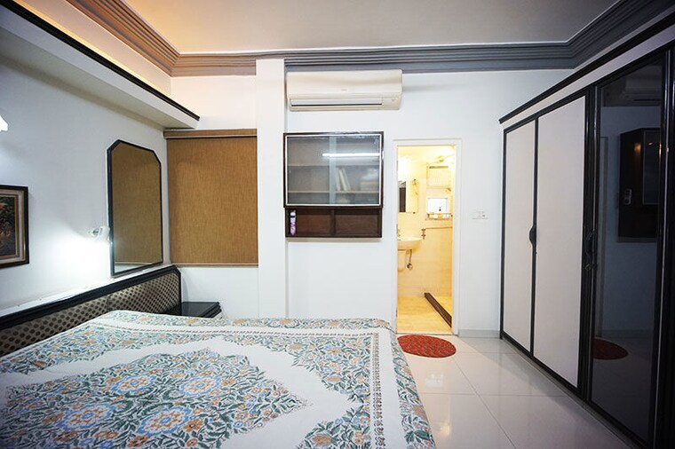 Bedroom, navrangpura 3 Bedroom 238 Sq.Yd. Apartment In Navrangpura Ahmedabad 10594108