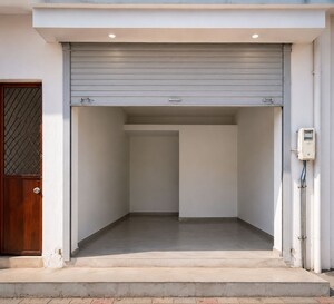  Shop For Rent in Vastral