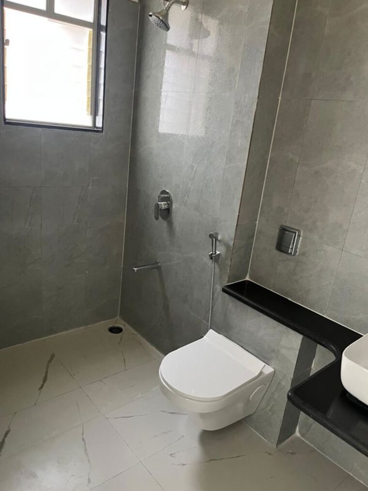 Bathroom, nyati-era 3 Bedroom 1550 Sq.Ft. Apartment In Dhanori Pune 10594116