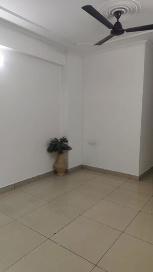 Room in 2 BHK Penthouse at VVIP Addresses, Raj Nagar Extension – for Sale