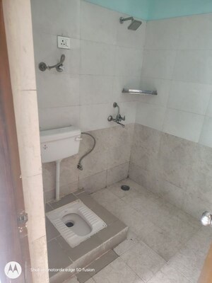 Bathroom in 2 BHK Apartment at Signature Global The Roselia, Sector 95a – for Rent