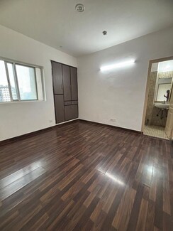 3 BHK Apartment For Sale in Paras Tierea