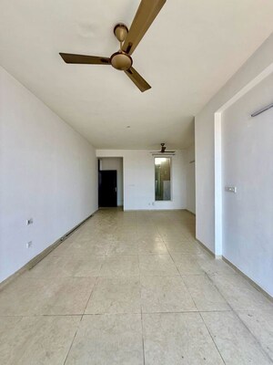 Room in 3 BHK Apartment at Sushma Crescent, Dhakoli – for Sale