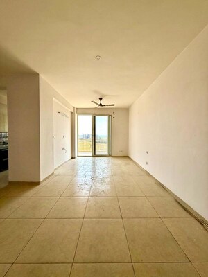 Room in 3 BHK Apartment at Sushma Crescent, Dhakoli – for Sale