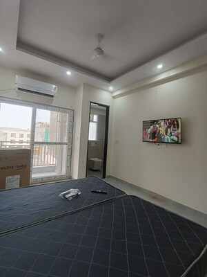 1 BHK Builder Floor For Rent in Sector 32
