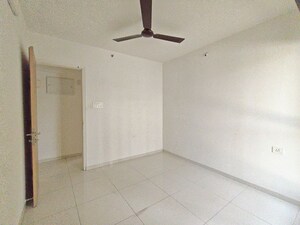 Room in 3 BHK Apartment at Godrej Emerald, Ghodbunder Road – for Rent
