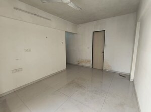 Room in 2 BHK Apartment at Charisma Samara, Chembur – for Sale