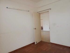 Room in 2.5 BHK Apartment at KLJ Greens, Sector 77 – for Sale