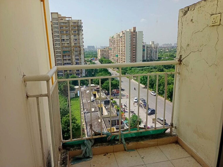 Balcony, klj-greens 2.5 Bedroom 1343 Sq.Ft. Apartment In Sector 77 Faridabad 10594151