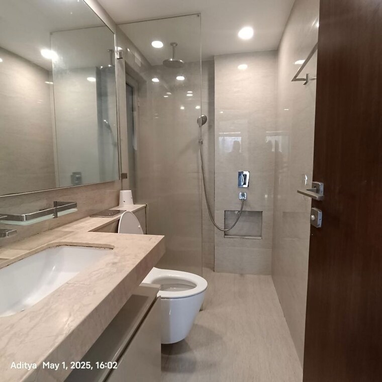 Bathroom, hiranandani-castle-rock 2 Bedroom 1050 Sq.Ft. Apartment In Powai Mumbai 10594176