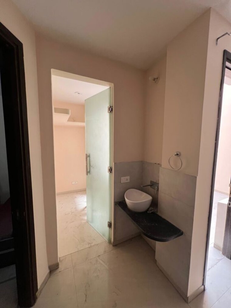 Bathroom, sector 21 3 Bedroom 4500 Sq.Ft. Builder Floor In Sector 21 Chandigarh 10594181