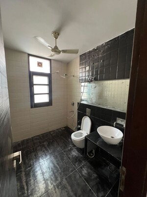 Bathroom in 3 BHK Builder Floor at Sector 21 – for Rent