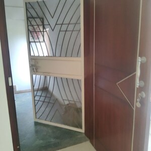 Staircase in 3 BHK Builder Floor at Unitech Woodstock Floors, Sector 50 – for Rent