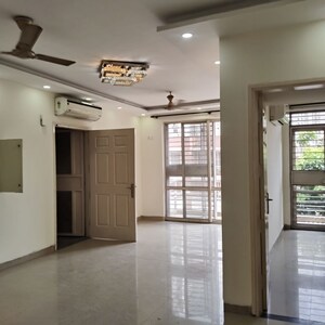 Building Lobby in 3 BHK Apartment at Unitech Woodstock Floors, Sector 50 – for Rent