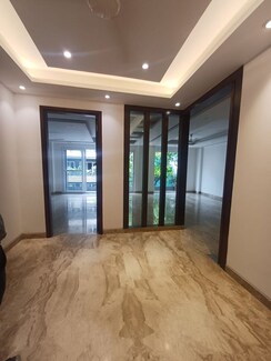 4 BHK + Servant Room Builder Floor For Rent in Saket