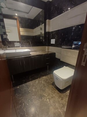 Attached Bathroom in 4 BHK Builder Floor at Saket – for Rent