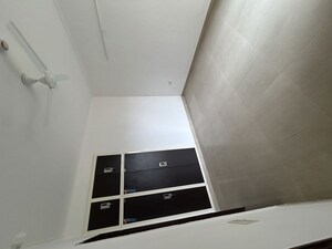 Furnished Amenities in 3.5 BHK Apartment at Paramount Floraville, Sector 137 – for Sale